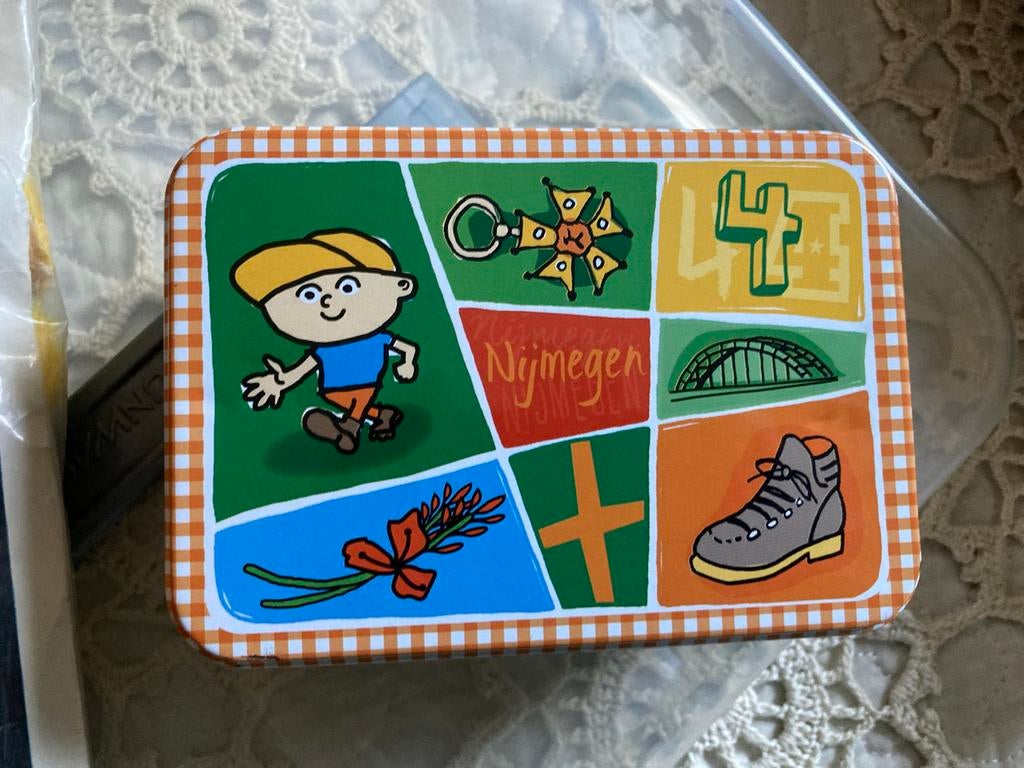 Nijmeegs Loperke blikje - Vierdaagse Snoepblikje, Ophalen of Verzenden, Gebruikt, Overige, Overige merken