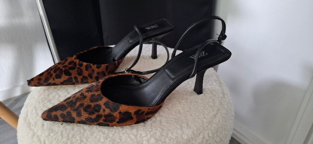 Pumps, maat 39, Pumps, Bruin, Zara, Ophalen of Verzenden