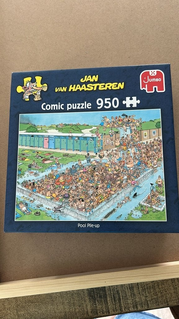Pool Pile-up Jan van Haasteren puzzel, Ophalen of Verzenden, 500 t/m 1500 stukjes, Zo goed als nieuw, Legpuzzel