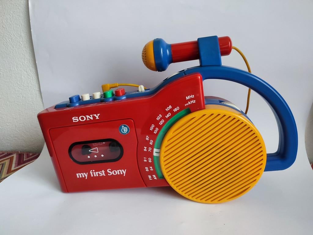 My first Sony Vintage Radio Casette speler microfoon rood, Audio, Tv en Foto, Radio's, Ophalen of Verzenden