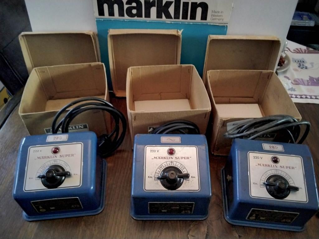 Marklin Trafo's-2x280A 30VA en 1x 6113 30VA  OVP, Gebruikt, Ophalen of Verzenden, Analoog, Märklin