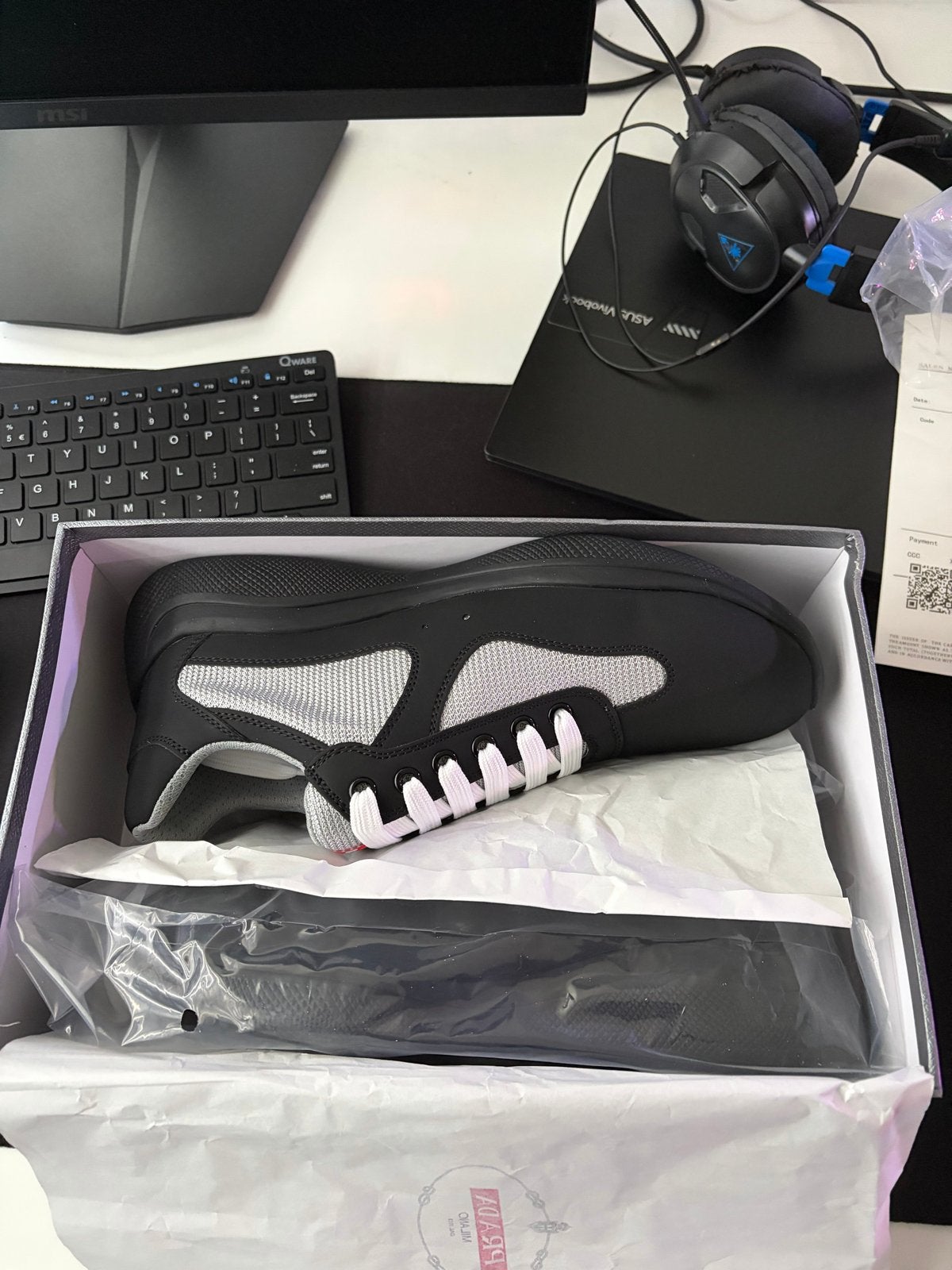 Prada Cup Sneakers Maat 43 - Mat Zwart (met bon), Ophalen, Zo goed als nieuw, Zwart, Sneakers of Gympen