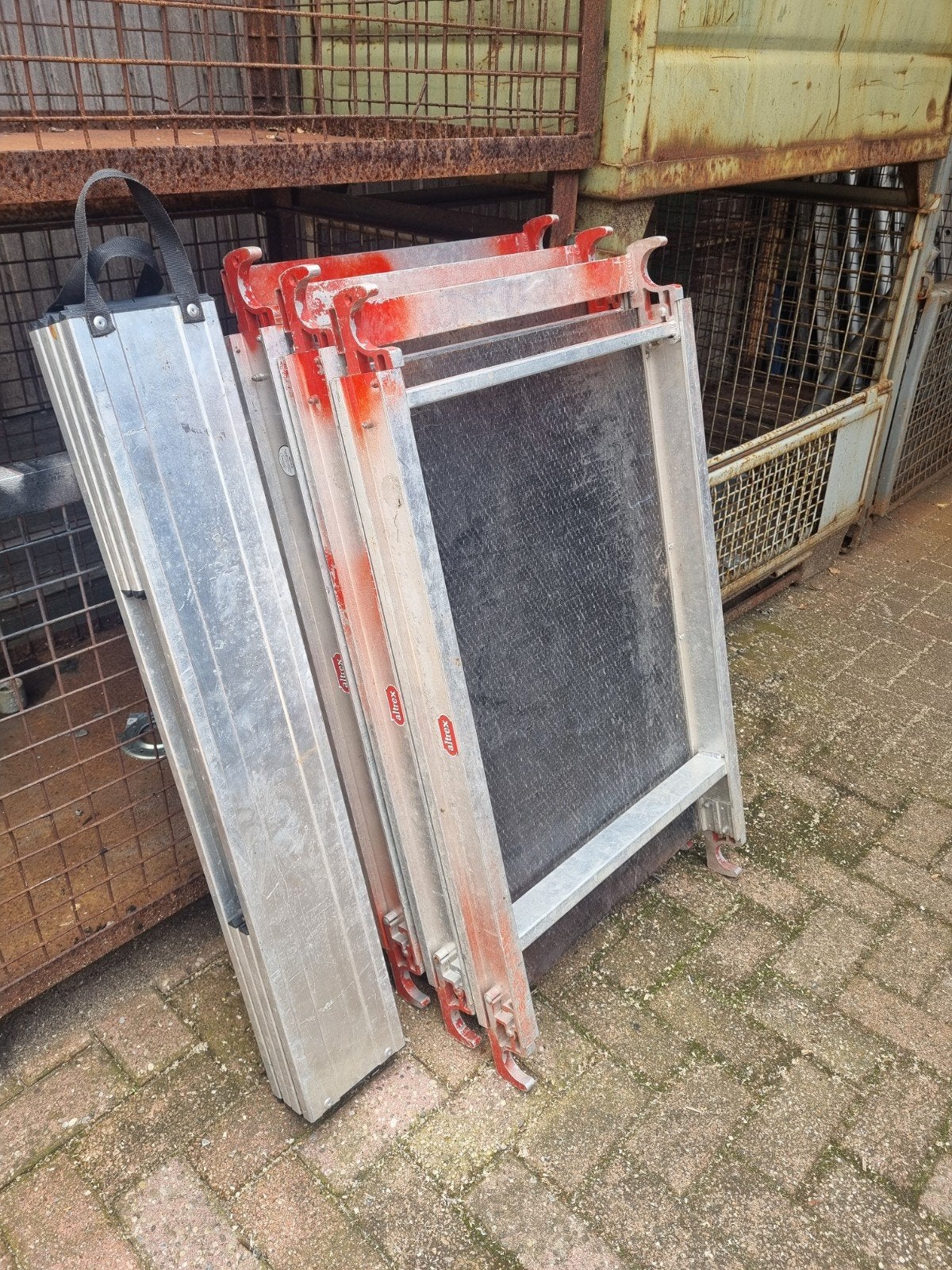 altrex fiberdeck plateaus, Doe-het-zelf en Verbouw, Ophalen, Zo goed als nieuw, Rolsteiger of Kamersteiger, Minder dan 2 meter