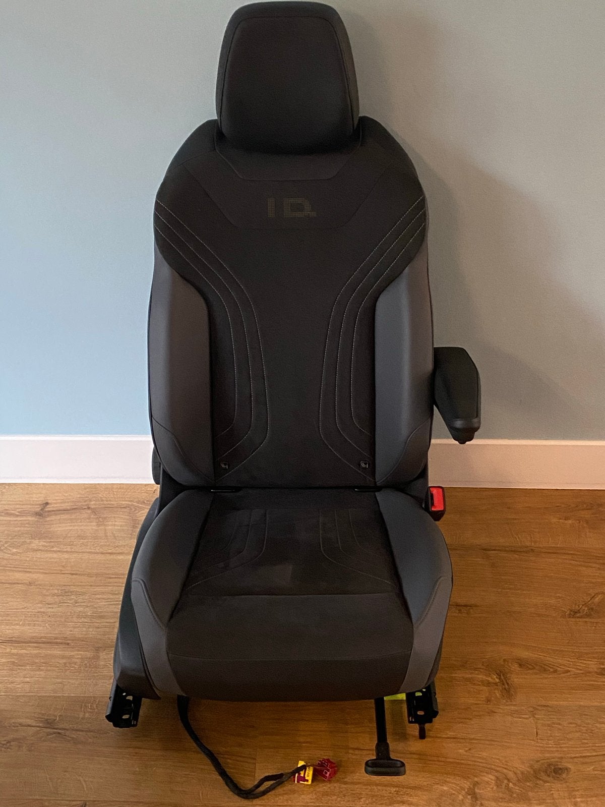 Volkswagen ID.4 autostoel met armleuning, Ophalen, Nieuw, Volkswagen