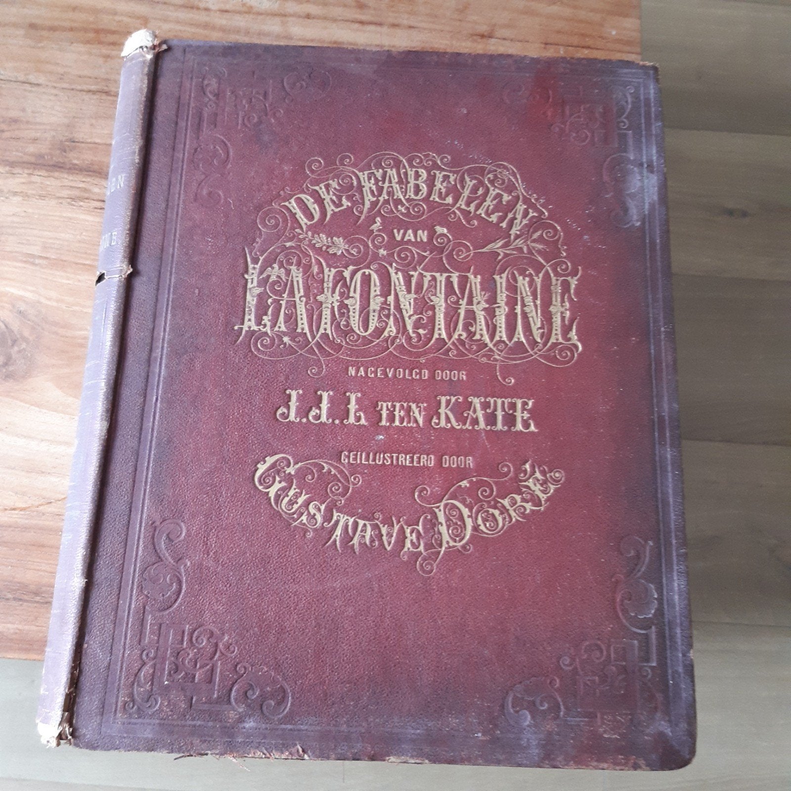 De Fabelen van La Fontaine - Geïllustreerd door Gustave Doré, Antiek en Kunst, Antiek | Boeken en Bijbels, Ophalen of Verzenden
