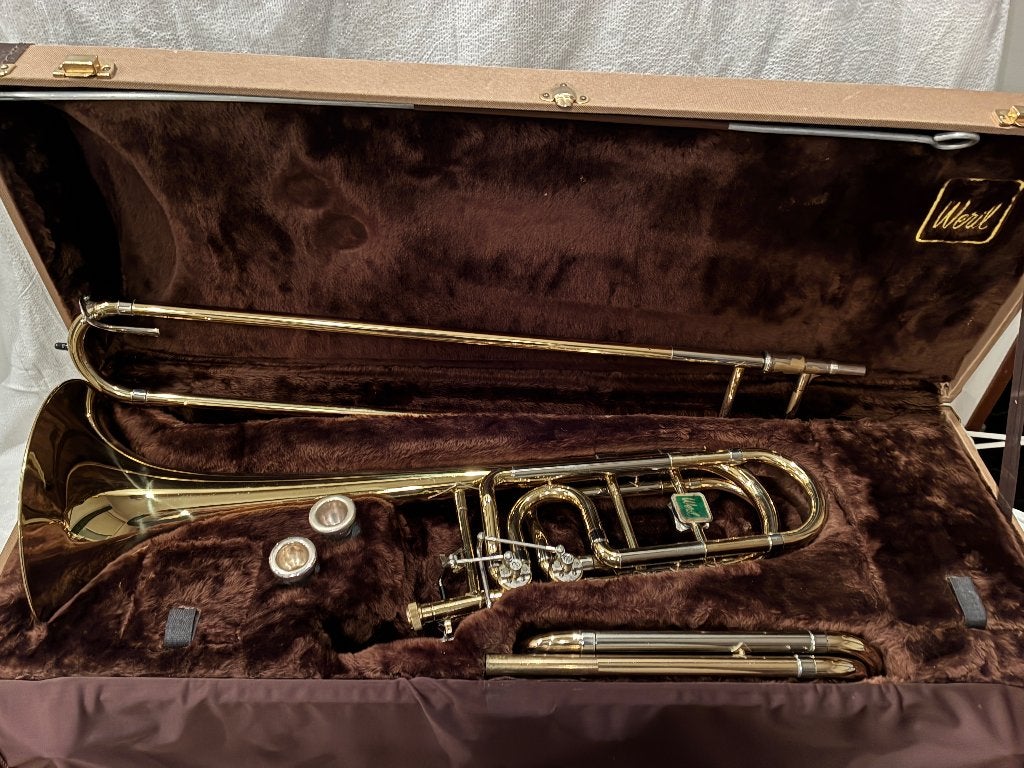 Bas trombone met accessoires, Ophalen of Verzenden, Gebruikt, Bas, Met koffer