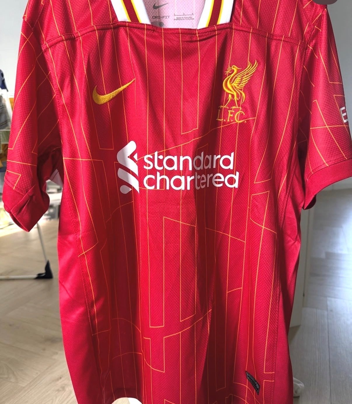 Liverpool Thuisshirt Virgil van Dijk Maat L, Maat 52/54 (L), Nieuw, Ophalen of Verzenden, Voetbal