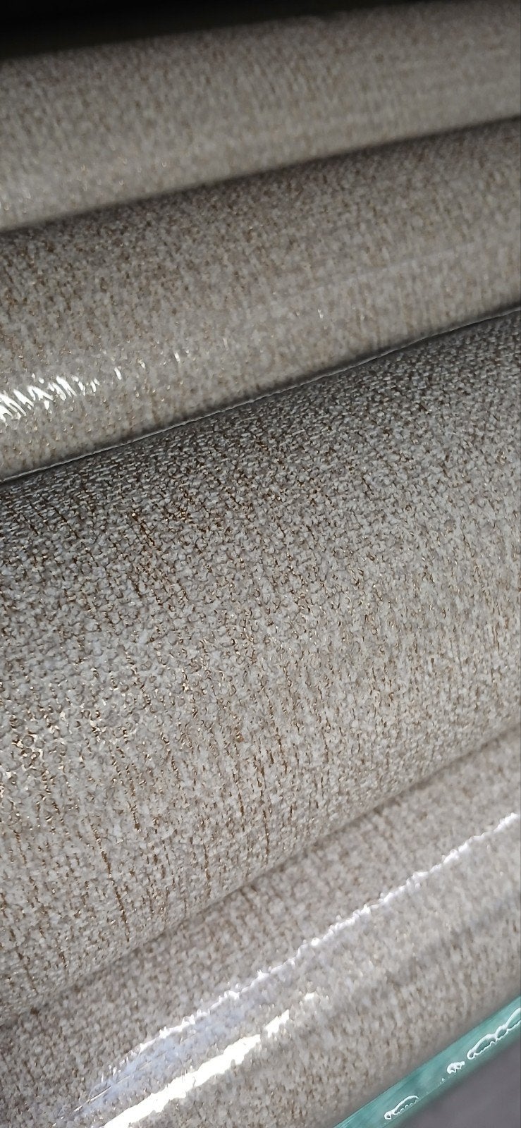Behang uni beige met sparkle goud 27572 vliesbehang, Beige, Info@wemekampschildersbedrijf.nl, Ophalen of Verzenden, Vliesbehang