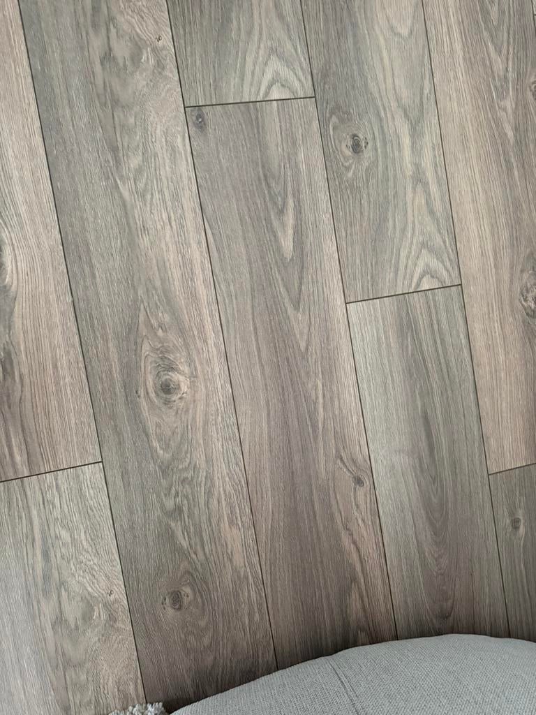 75m2 Gratis laminaat, Doe-het-zelf en Verbouw, Vloerdelen en Plavuizen, Zo goed als nieuw, Laminaat, Hout, 50 tot 150 cm, 10 tot 30 cm