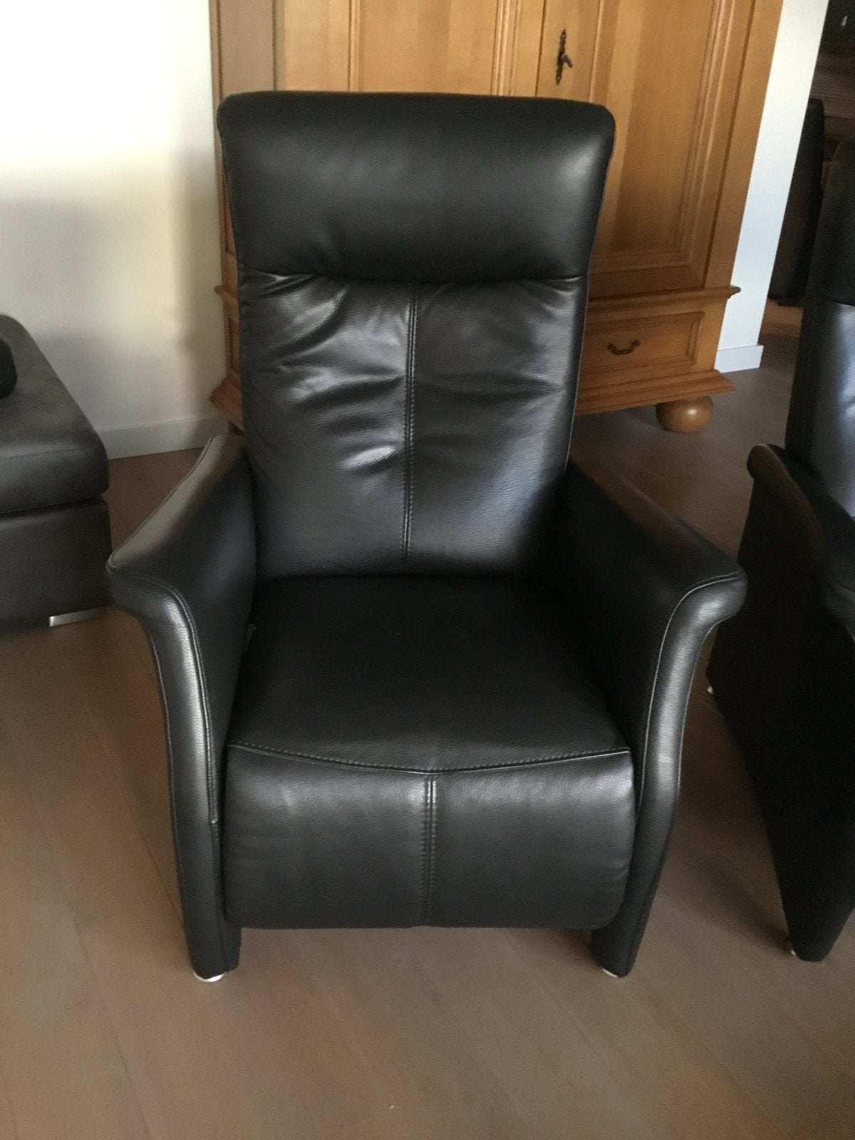 Luxe Relaxfauteuil van Zwart Leder - Nette Staat, Ophalen, Gebruikt, Leer