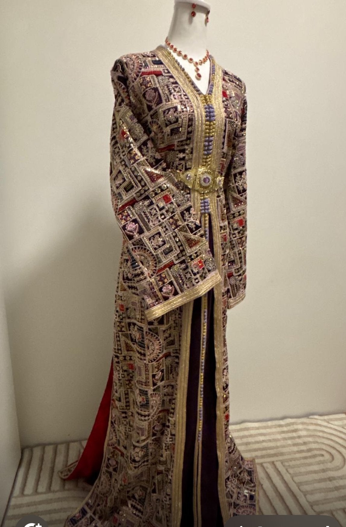 Takchita te HUUR, Kleding | Dames, Gelegenheidskleding, Overige typen, Paars, Zo goed als nieuw, Ophalen