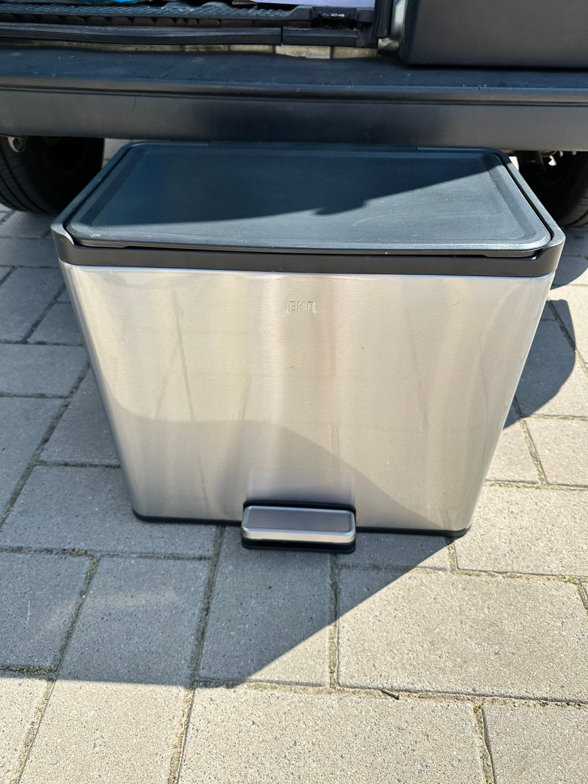 hele mooie Eko essentiel  rvs prullenbak, 40 liter of meer, Ophalen, Zo goed als nieuw, Rvs