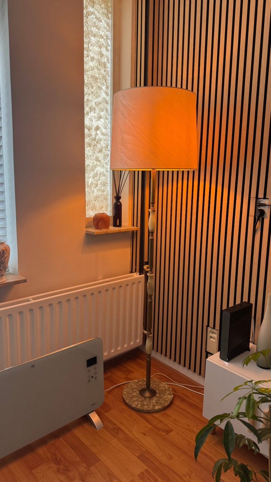 Prachtige vintage klassieke vloerlamp met marmeren/onyx voet, Huis en Inrichting, Lampen | Vloerlampen, Ophalen of Verzenden, Zo goed als nieuw