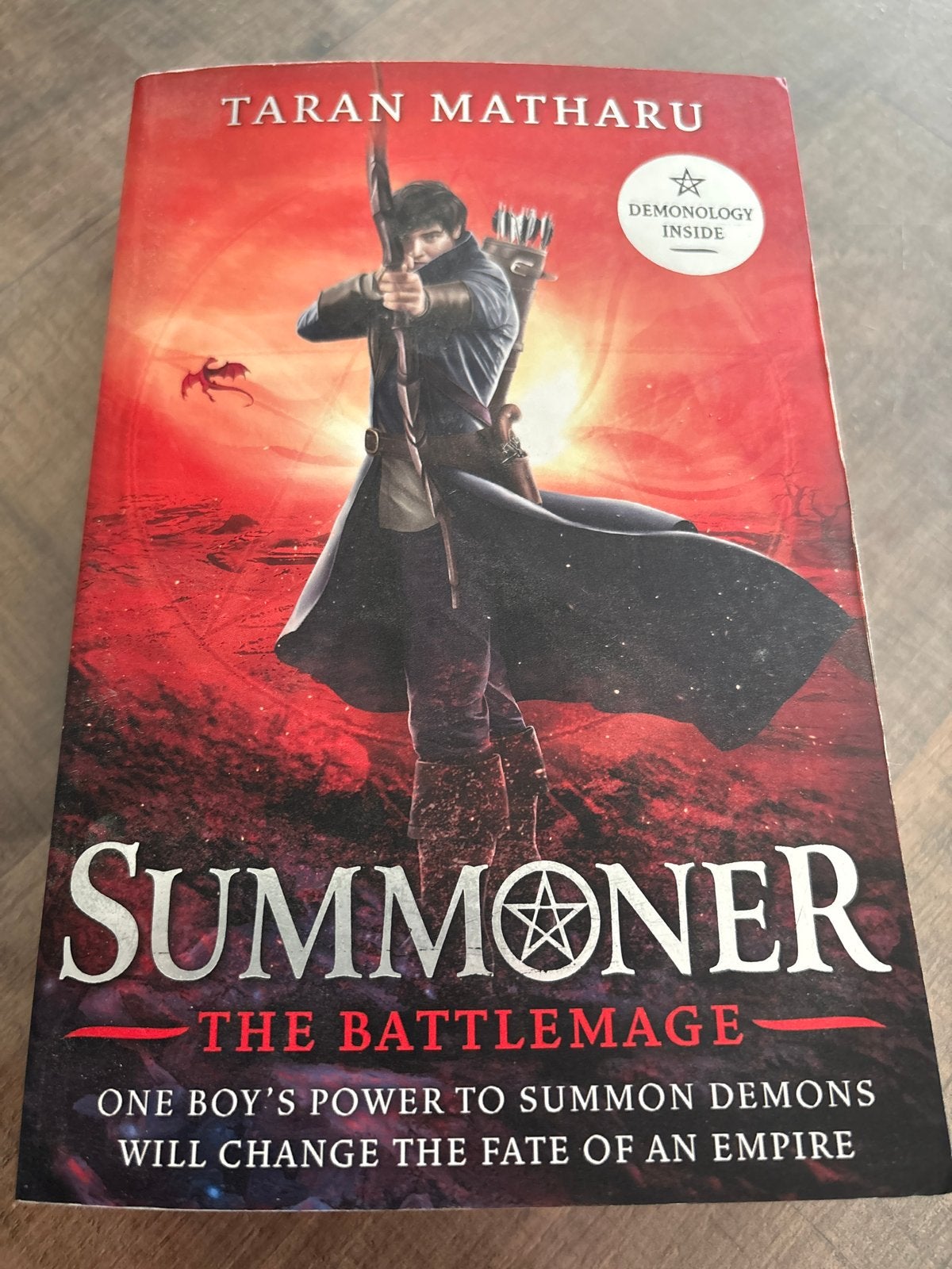 Summoner: The Battlemage - Taran Matharu (Boek 3), Ophalen of Verzenden, Gelezen
