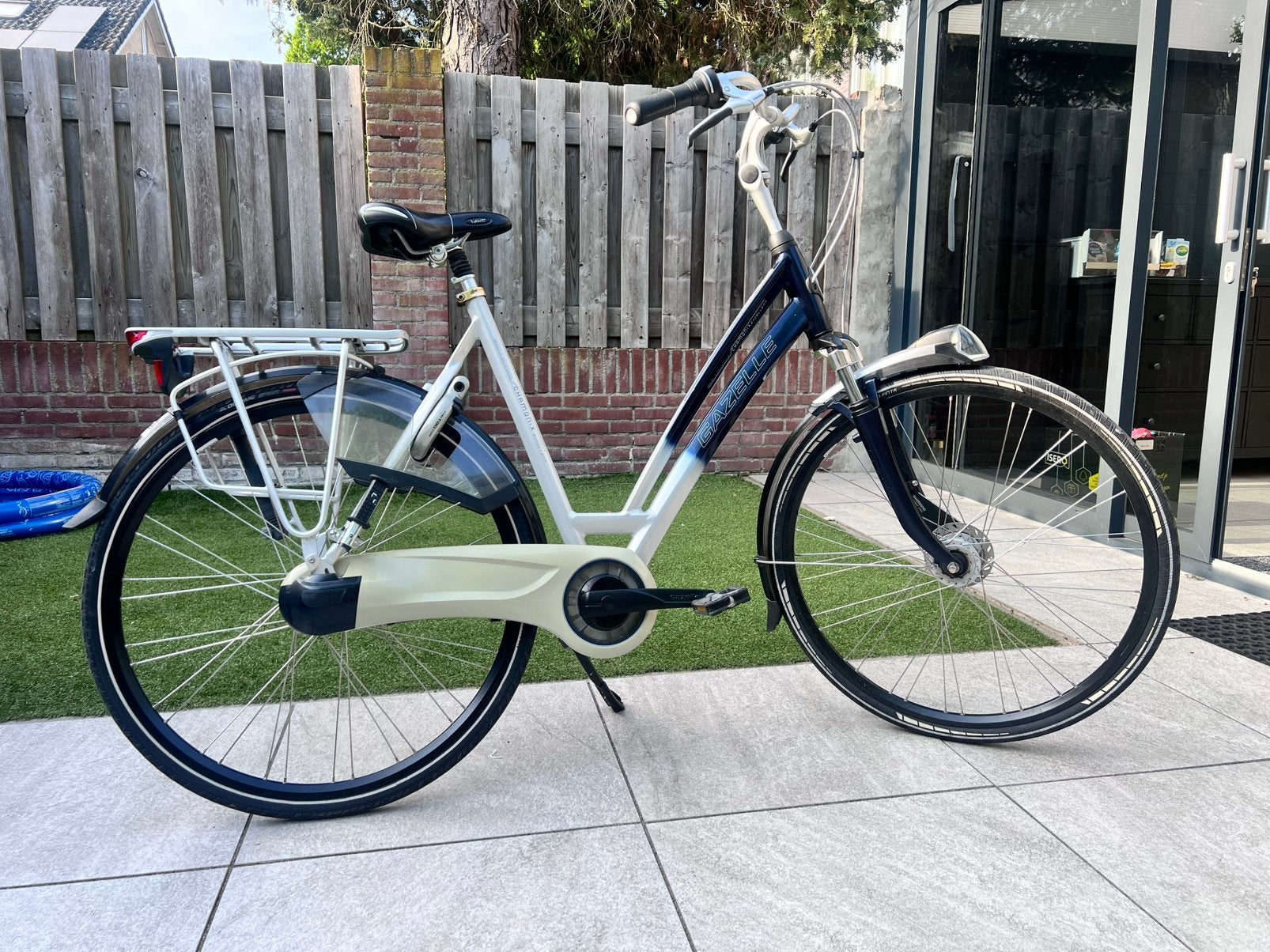Zeer Nette GAZELLE CHAMONIX DAMESFIETS(2022,h:57), Fietsen en Brommers, Fietsen | Dames | Damesfietsen, Versnellingen, 56 cm of meer