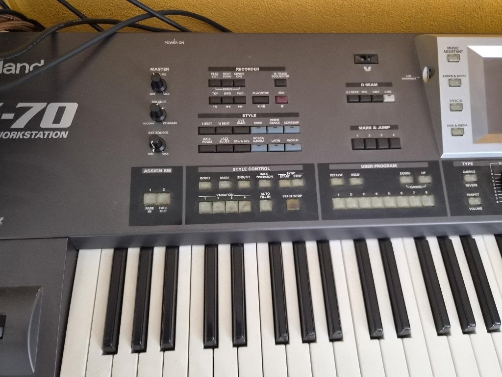 Roland G7 Workstation pro, Muziek en Instrumenten, Ophalen, Roland, Zo goed als nieuw, Midi-aansluiting
