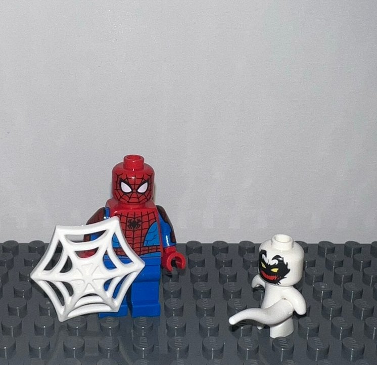 Spiderman lego minifiguur en extra poppetje, Kinderen en Baby's, Speelgoed | Duplo en Lego, Ophalen of Verzenden, Zo goed als nieuw