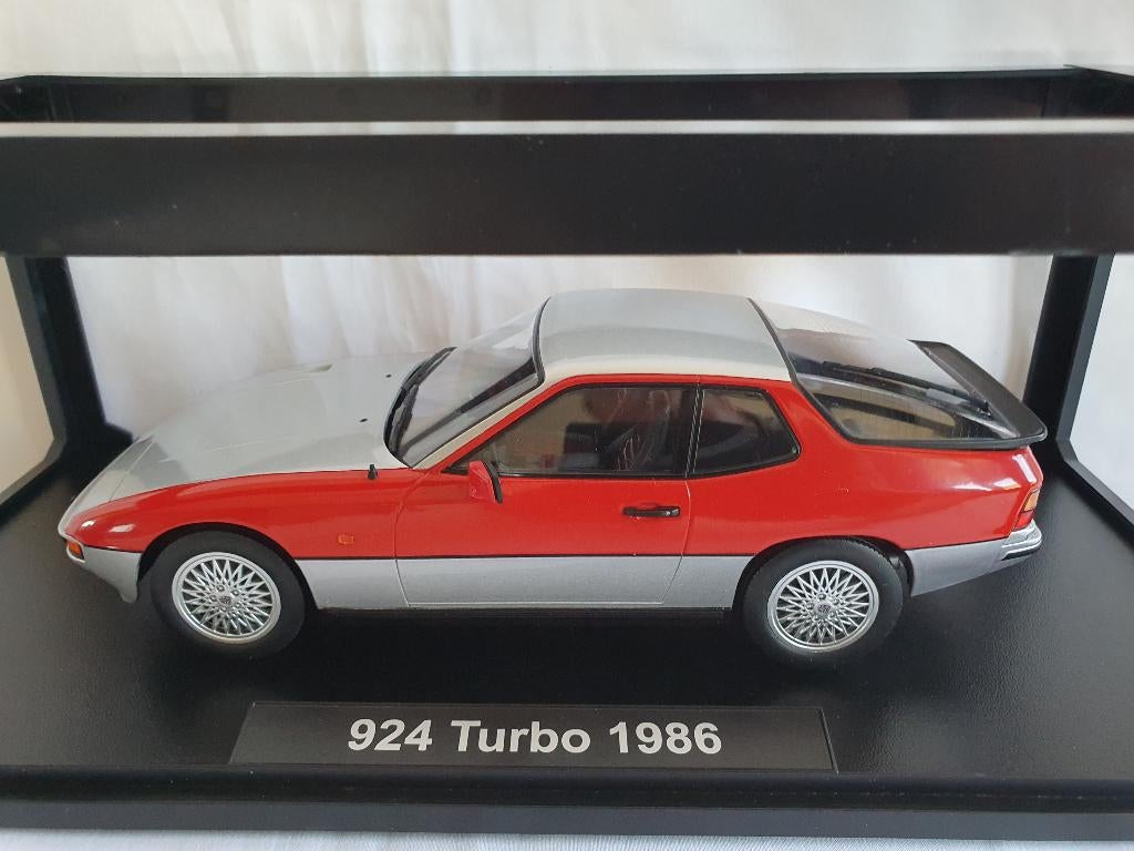 Porsche 924 Turbo Silver/Red 1984 KK-Scale 1:18, Hobby en Vrije tijd, Modelauto's | 1:18, Ophalen of Verzenden, Nieuw, Auto, Overige merken