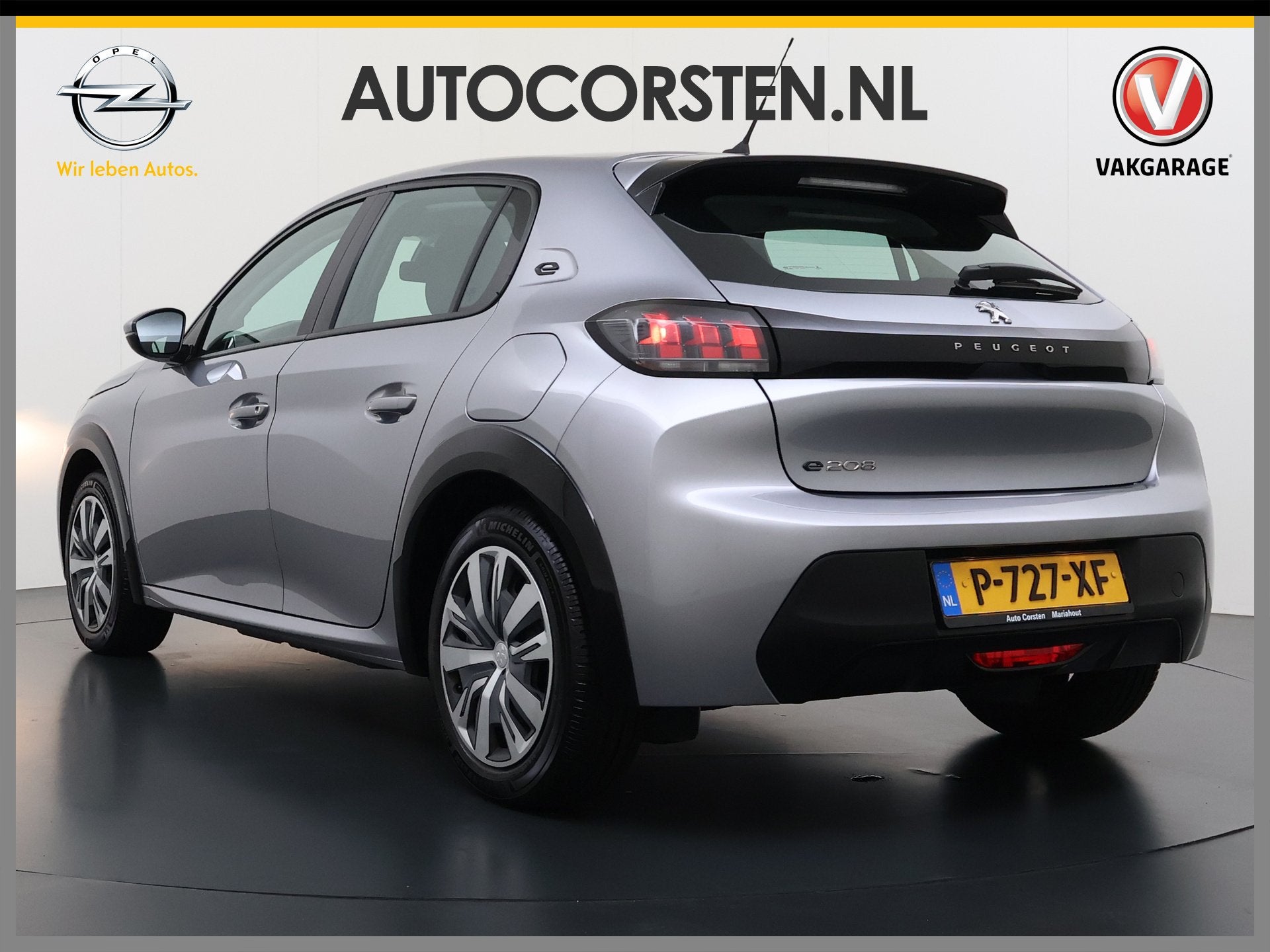 Peugeot e-208 EV 5Drs Automaat Apple Carplay Android Auto Na, Auto's, Dealer onderhouden, Gebruikt, Zwart, 24 min