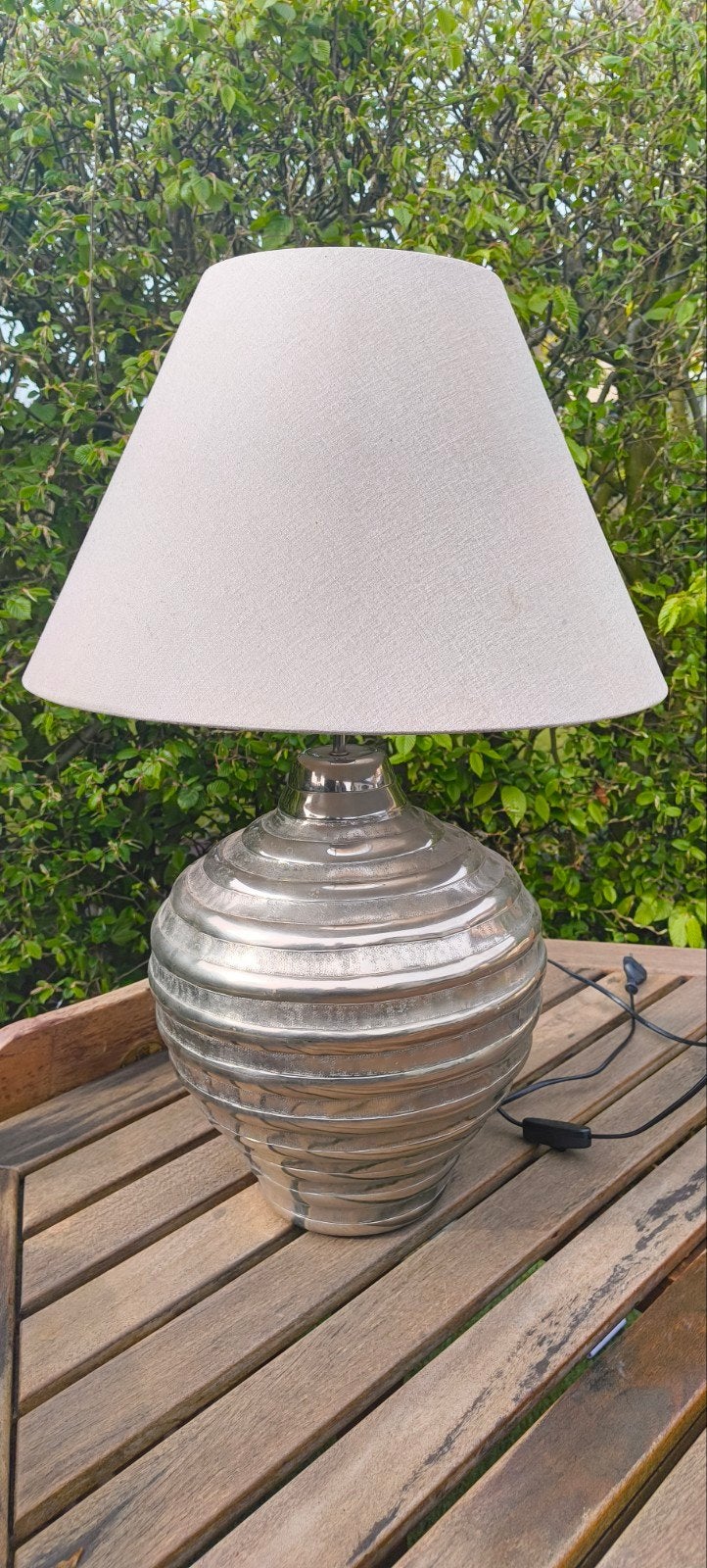Moderne tafellamp met linnen kap. 70 cm hoog., Zo goed als nieuw, Zilver, Modern, Ophalen