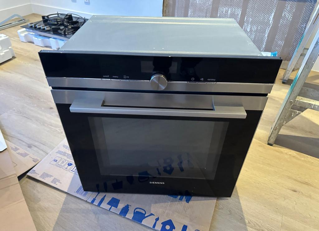 Siemens inbouw oven – RVS/Zwart – Luxe uitvoering, Witgoed en Apparatuur, Ovens, Ophalen, Zo goed als nieuw