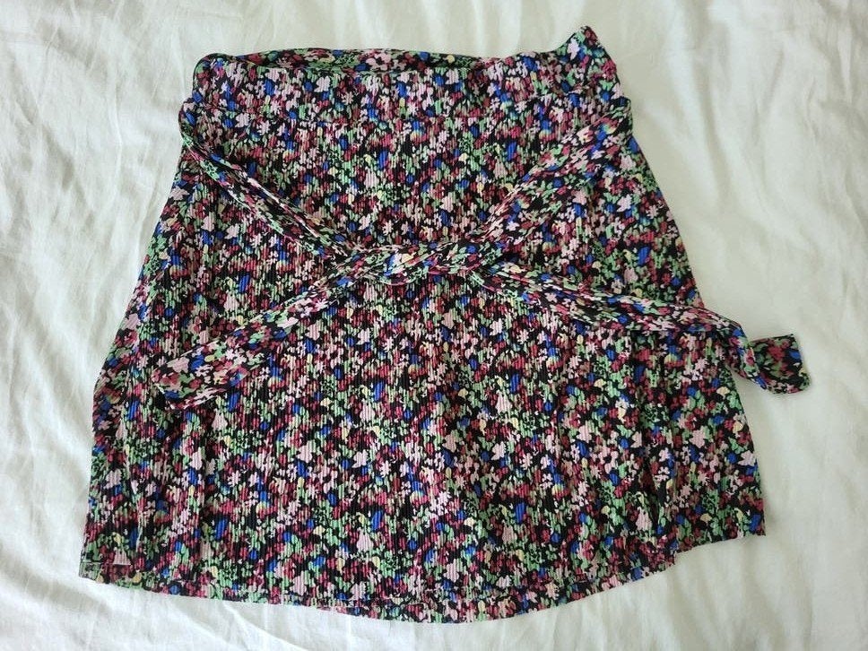 WE Fashion Manon Skort - Bloemenprint, Maat M, Maat 38/40 (M), Ophalen of Verzenden, Zo goed als nieuw, Boven de knie