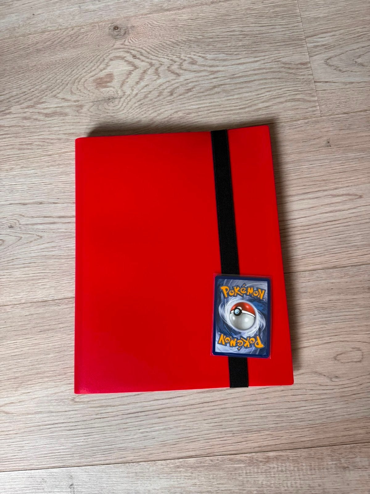 1x Pokémon Kaarten Binder 360 kaarten - Rood, Ophalen of Verzenden, Nieuw, Foil