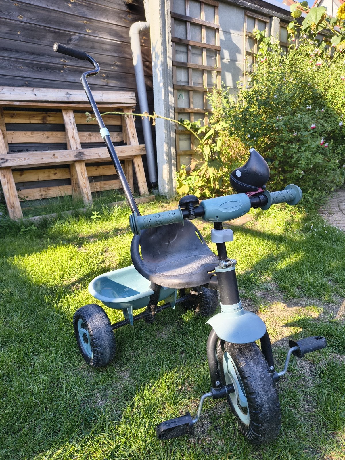 Takkie driewieler met duwstang, Ophalen, Zo goed als nieuw, Duwstang