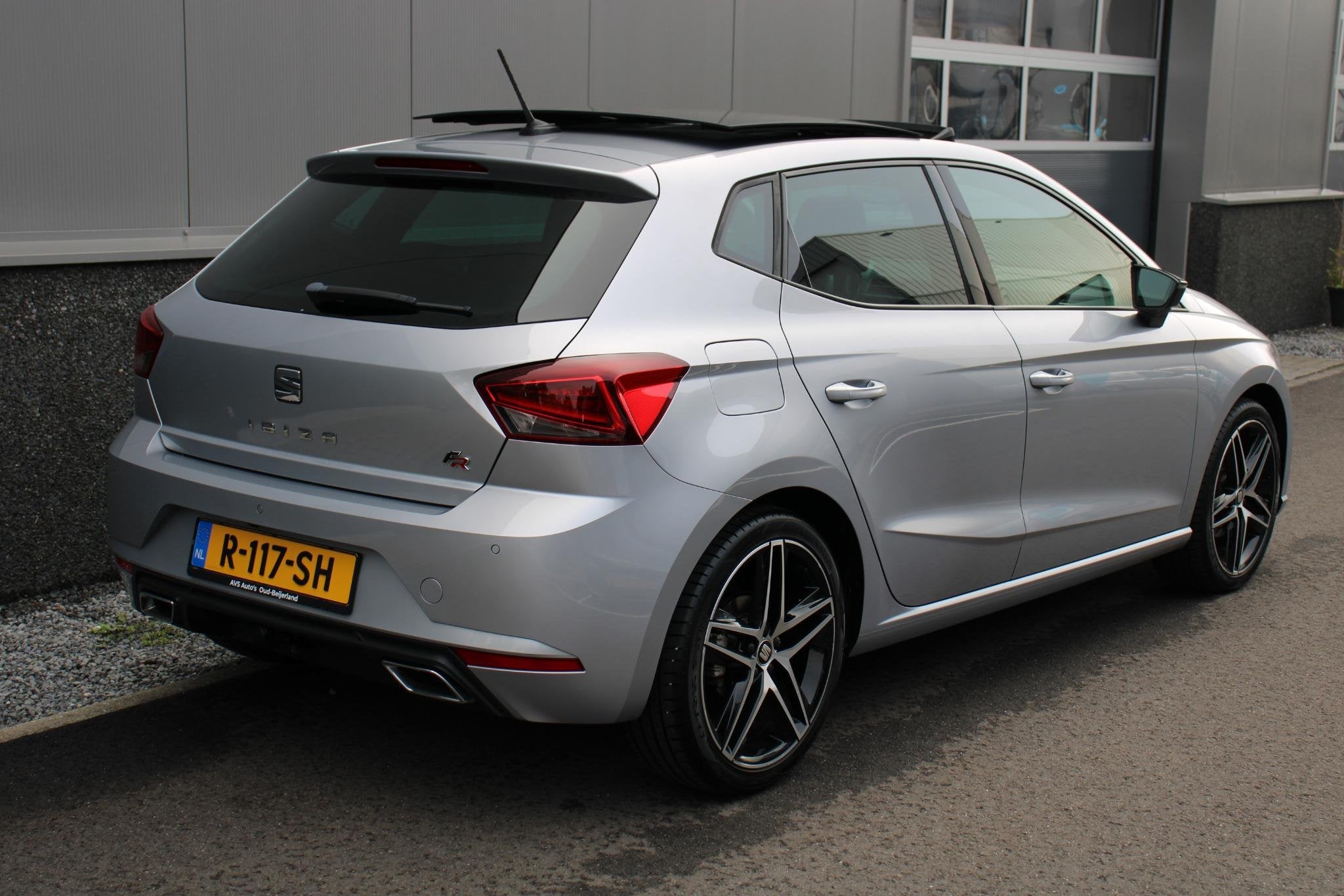 SEAT Ibiza 1.0 TSI FR Business Intense PDC, PANO, Trekhaak, Auto's, Voorwielaandrijving, Ibiza, Bedrijf, Handgeschakeld