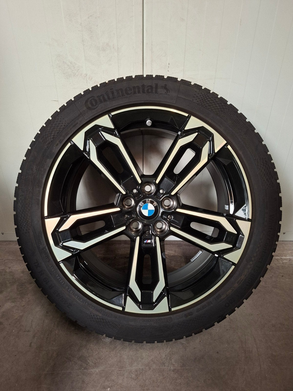 19' BMW X1 X2 Styling 871M Night Gold met winterbanden, 19 inch, 245 mm, Banden en Velgen, Personenwagen