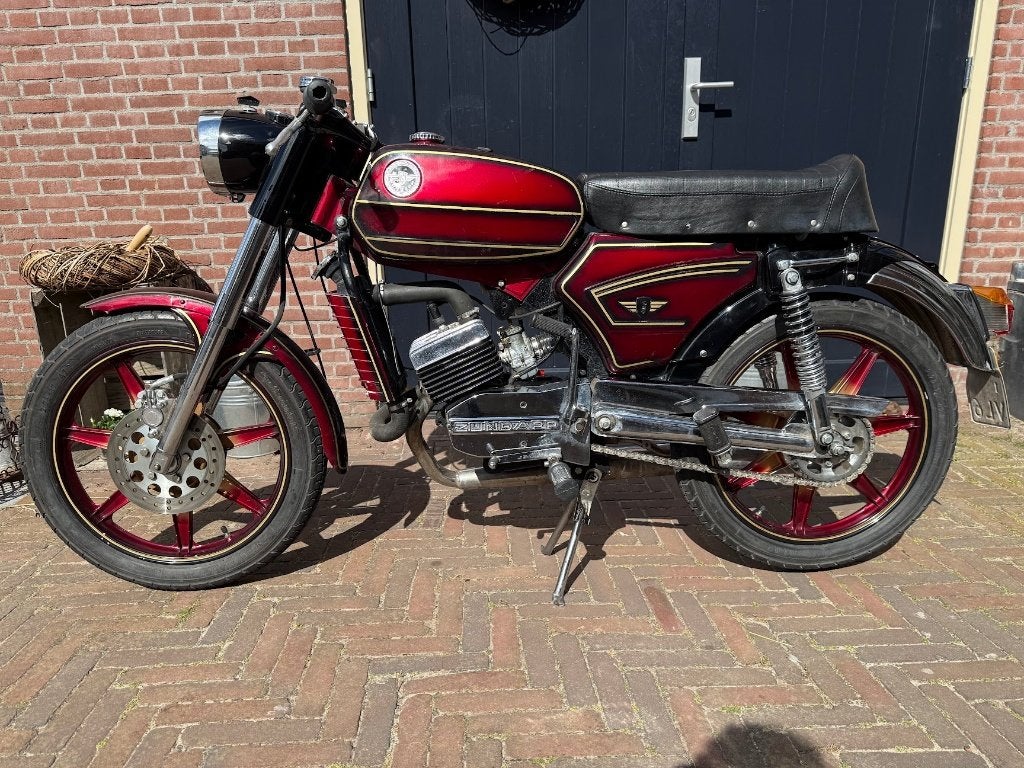 Zundapp 517 KS 80 watergekoeld special, Ophalen, Overige modellen, Maximaal 45 km/u, Zo goed als nieuw