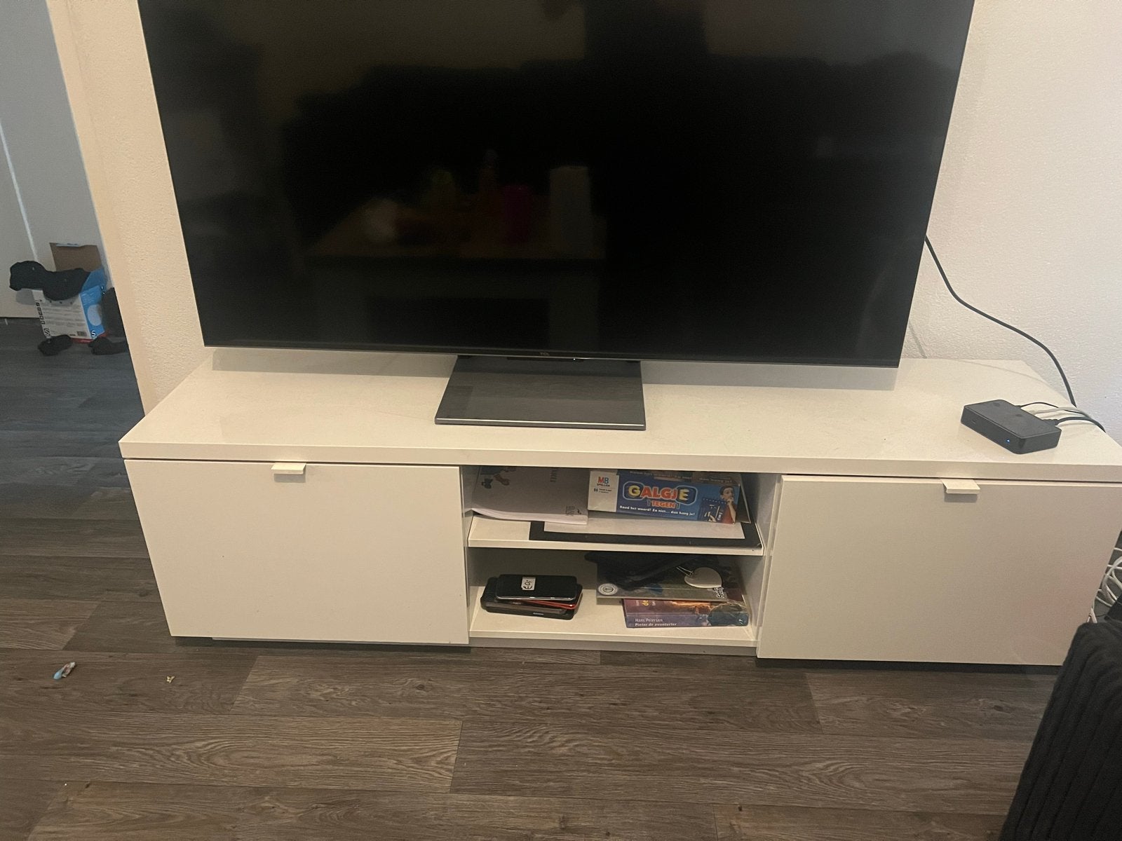 Witte TV-meubel met opbergruimte, Ophalen, Gebruikt, 100 tot 150 cm, Minder dan 100 cm