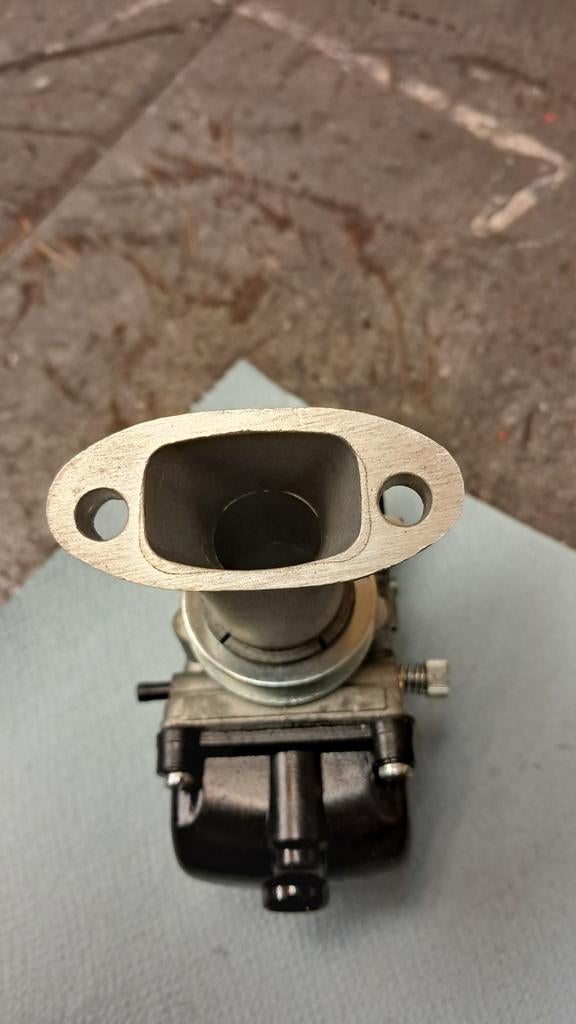 Nieuwe Imitatie carburateur mikuni 20mm, Fietsen en Brommers, Brommeronderdelen | Zundapp, Ophalen of Verzenden, Zo goed als nieuw