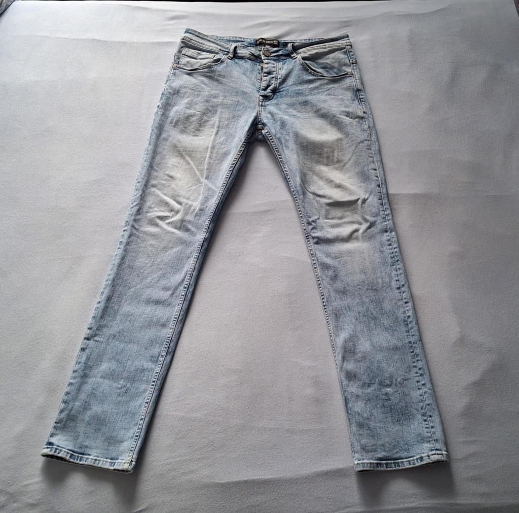 Te koop gedragen blauwe spijkerbroek van CLCT (maat 34/34)., Blauw, Ophalen of Verzenden, CLCT, W33 - W34 (confectie 48/50)