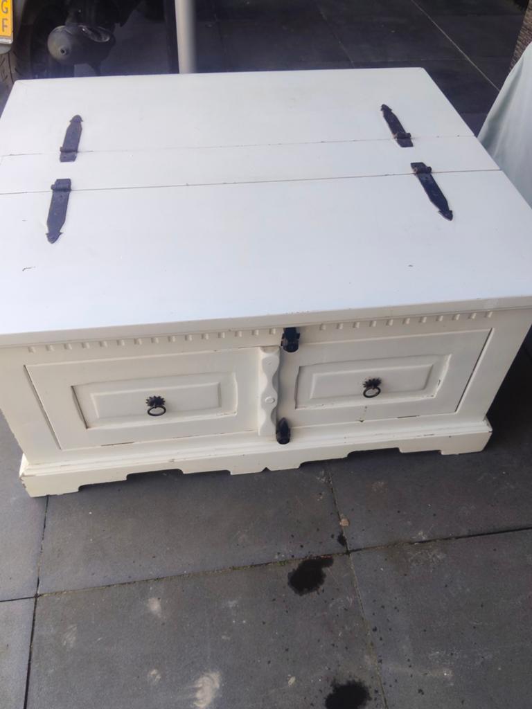 Gratis ophalen in Zwanenburg Salontafel/dekenkist, Ophalen, Gebruikt, 100 tot 150 cm, 50 tot 100 cm