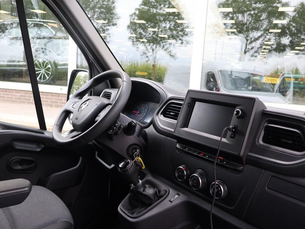 Renault Master T35 2.3 DCI 135 PK L3H2 WORK EDITION + APPLE, Voorwielaandrijving, Gebruikt, Euro 6, 4 cilinders