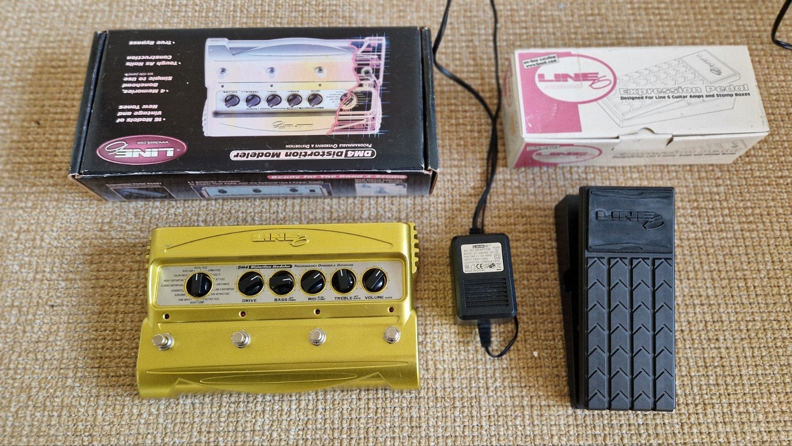 Line 6 DM4 Distortion Modeler + EX-1 expression pedal + dozn, Ophalen of Verzenden, Gebruikt, Distortion, Overdrive of Fuzz