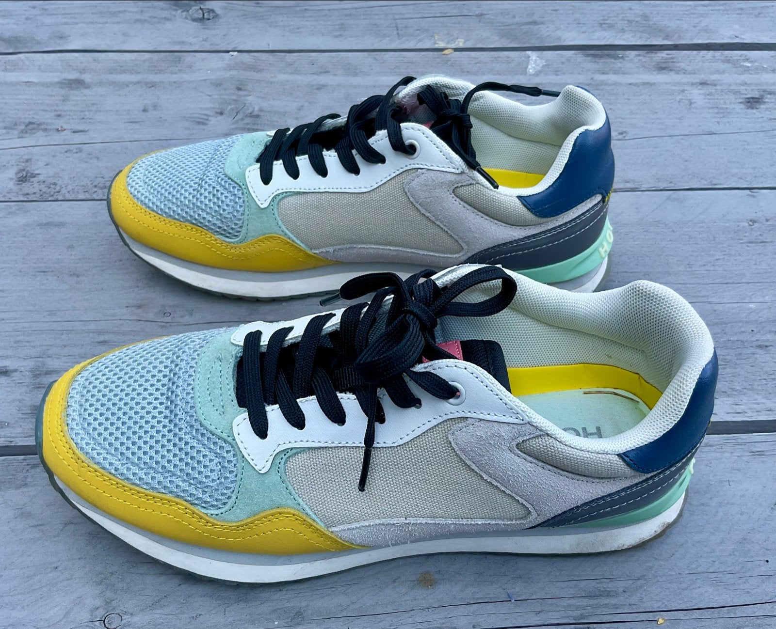 Hoff Miami sneakers maat 40 - Zo goed als nieuw, Ophalen of Verzenden, Zo goed als nieuw, Overige kleuren, Sneakers of Gympen