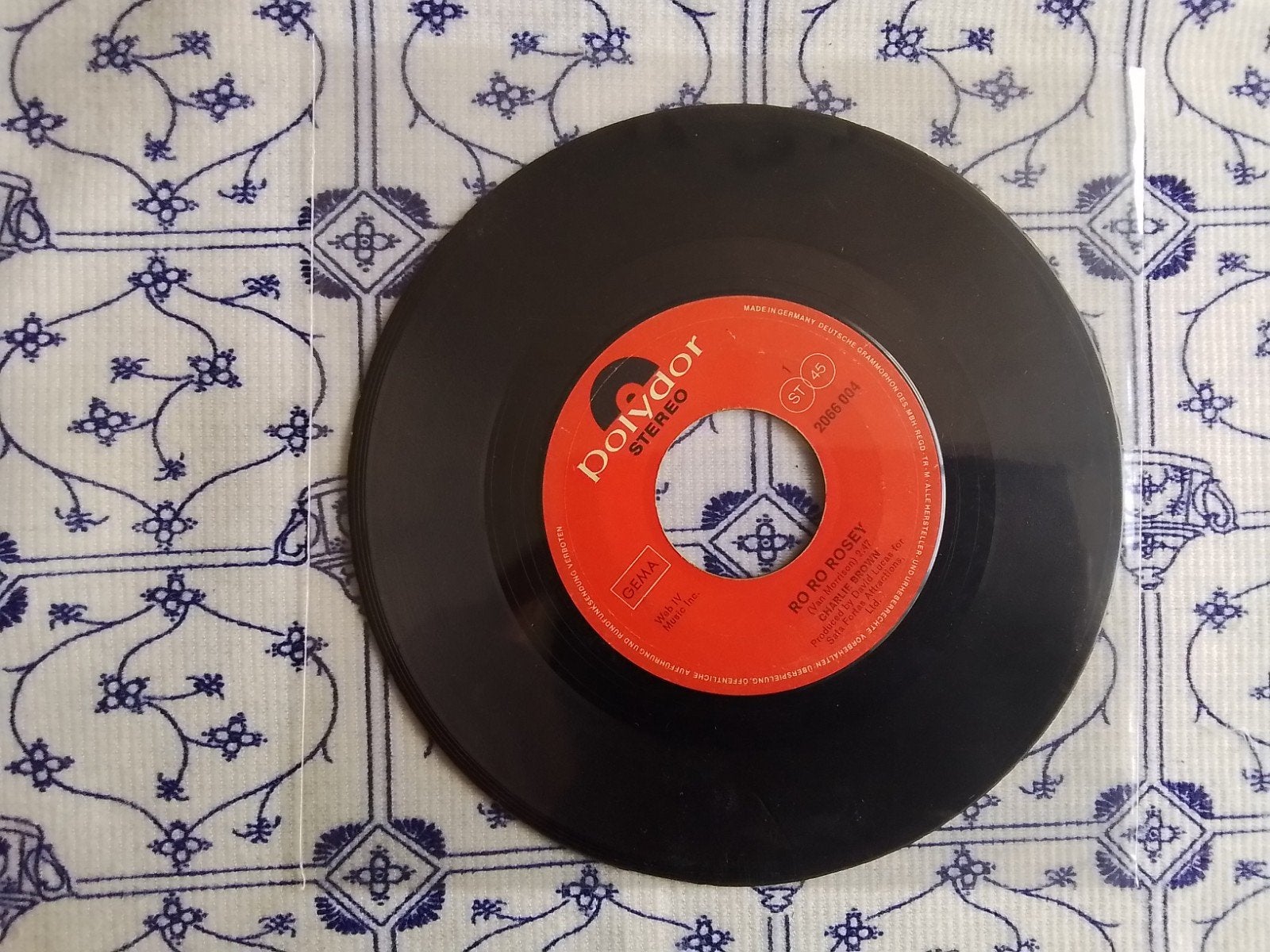 Charlie brown            Ro ro rosey, Ophalen of Verzenden, Zo goed als nieuw, 7 inch, Pop