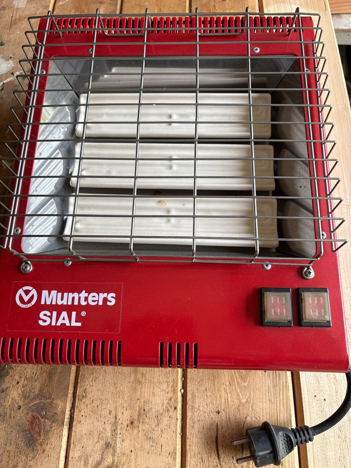 Munters SIAL LOT 2.4 FE Elektrische Kachel 2.4 kW, Doe-het-zelf en Verbouw, Gebruikt, Minder dan 30 cm, Kachel, Minder dan 60 cm