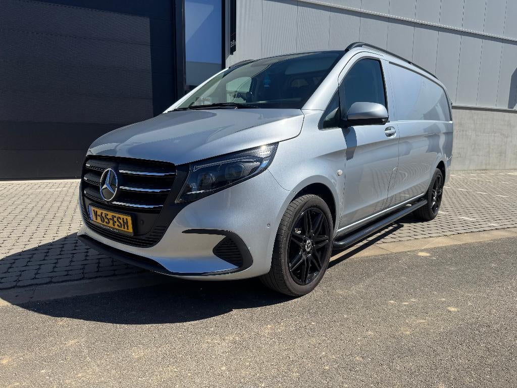 Mercedes-Benz Vito 119 CDI GB L2 SELECT 190pk 9G-TRONIC  4x4, Auto's, Bestelauto's, Diesel, Vierwielaandrijving, Particulier, Zilver of Grijs