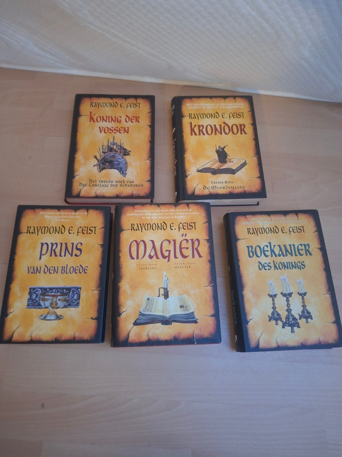 e. Feist boeken - hardcovers, Boeken, Ophalen of Verzenden, Zo goed als nieuw