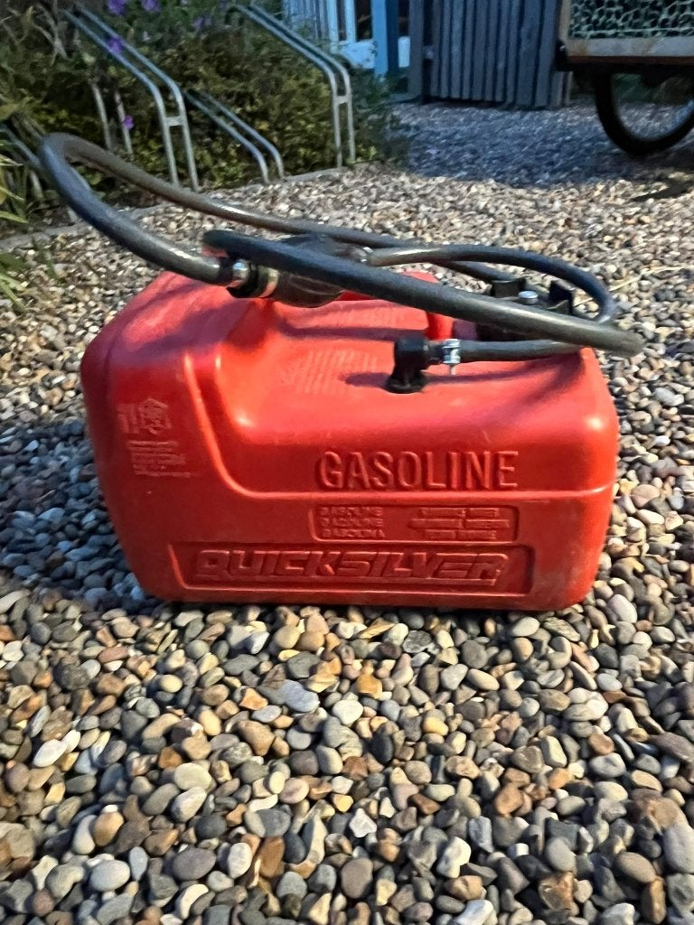 Externe brandstoftank Quicksilver Buitenboordmotor 12L, Ophalen of Verzenden, Zo goed als nieuw, Motor en Techniek