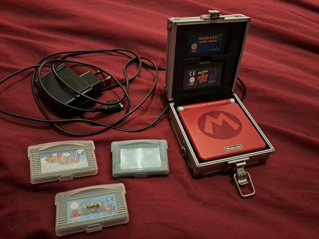 Gameboy advance sp mario editie met spellen, Spelcomputers en Games, Spelcomputers | Nintendo Game Boy, Ophalen of Verzenden, Gebruikt