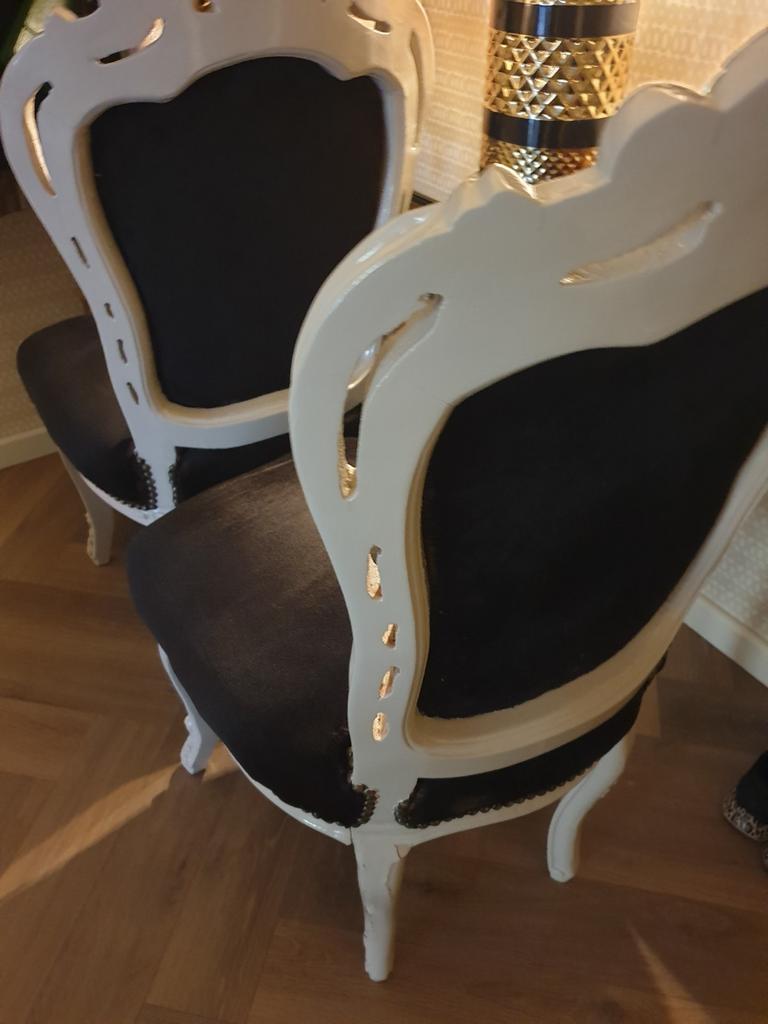 2 Barokstoelen (opknappen) WEG=WEG, Ophalen