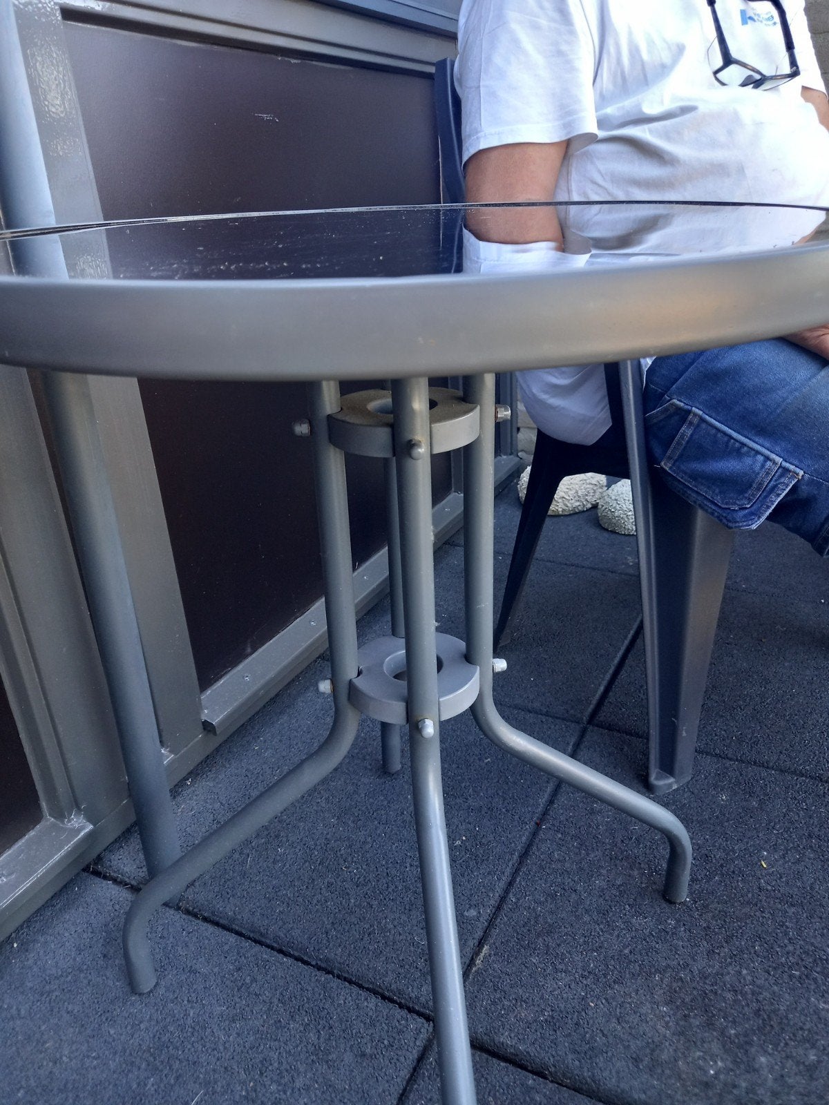 Metalen tuintafel met glazen blad, Tuin en Terras, Tuintafels, Ophalen