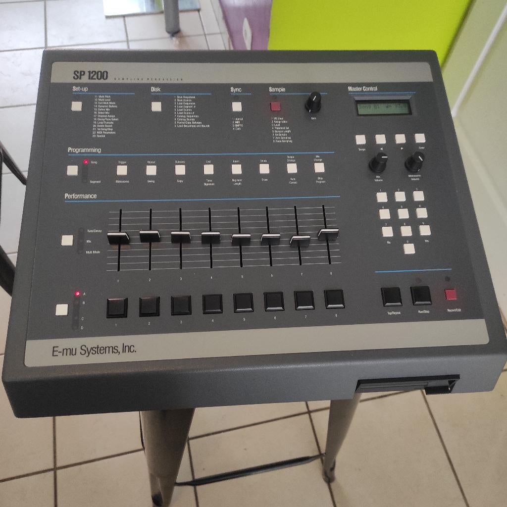 Emu sp 1200 Grise 7030, Muziek en Instrumenten, Samplers, Zo goed als nieuw, Ophalen of Verzenden