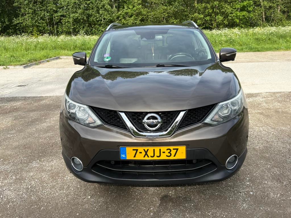 Nissan Qashqai 1.2 Dig-t 85KW 2WD 2014 Bruin, Voorwielaandrijving, Euro 5, Zwart, 4 cilinders