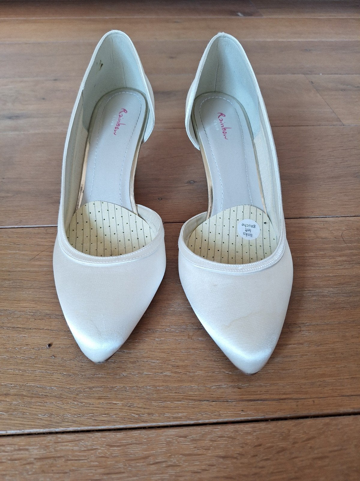 Bruidsschoenen maat 39 met leuke opzetclip, Kleding | Dames, Schoenen, Ophalen, Zo goed als nieuw, Wit, Schoenen met hoge hakken