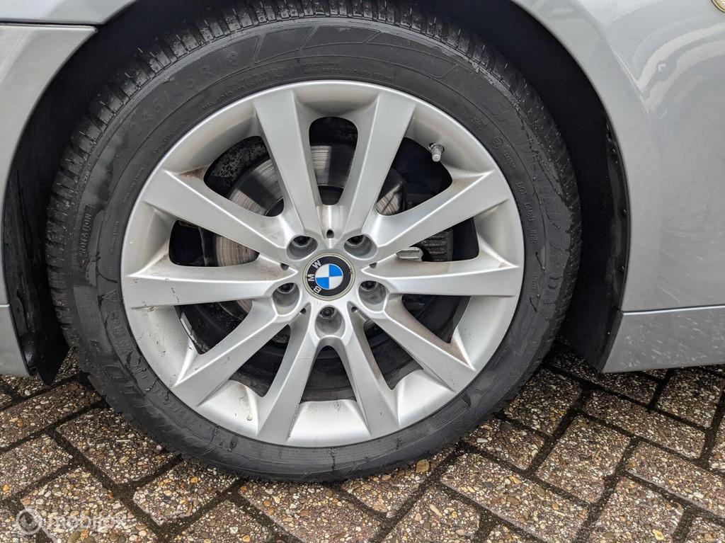 BMW 5-serie 525i Executive Adv.Lezen, Auto's, Automaat, Achterwielaandrijving, Parkeersensor, 2000 kg
